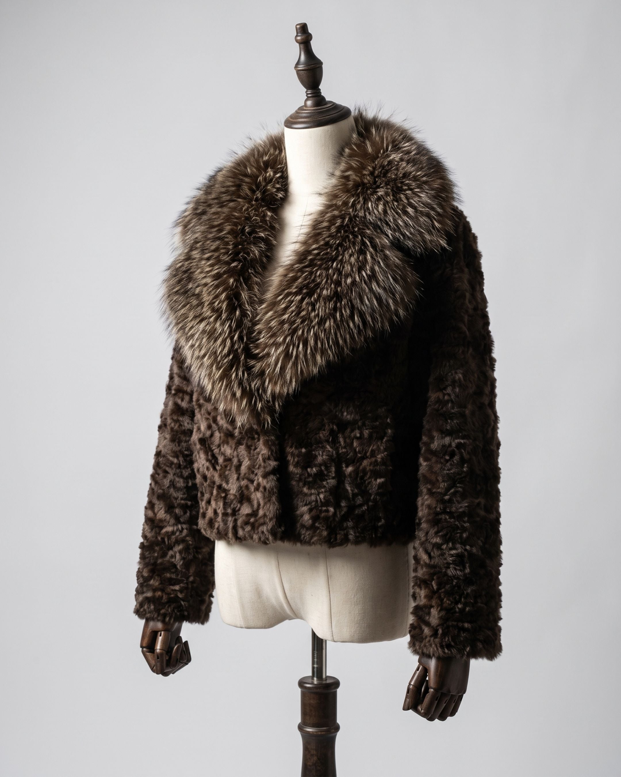 Women's Statement Plush Collar Cropped Fur Jacket (Cafe) AP90