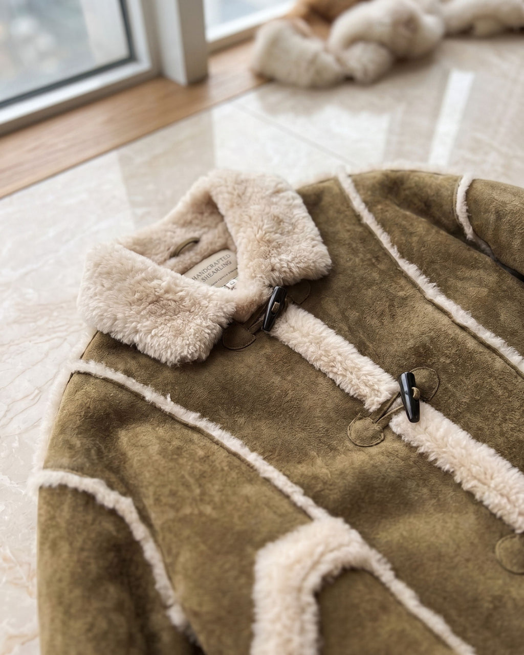 Women's Oversized Shearling Aviator Duffle Jacket (Khaki) JJ02