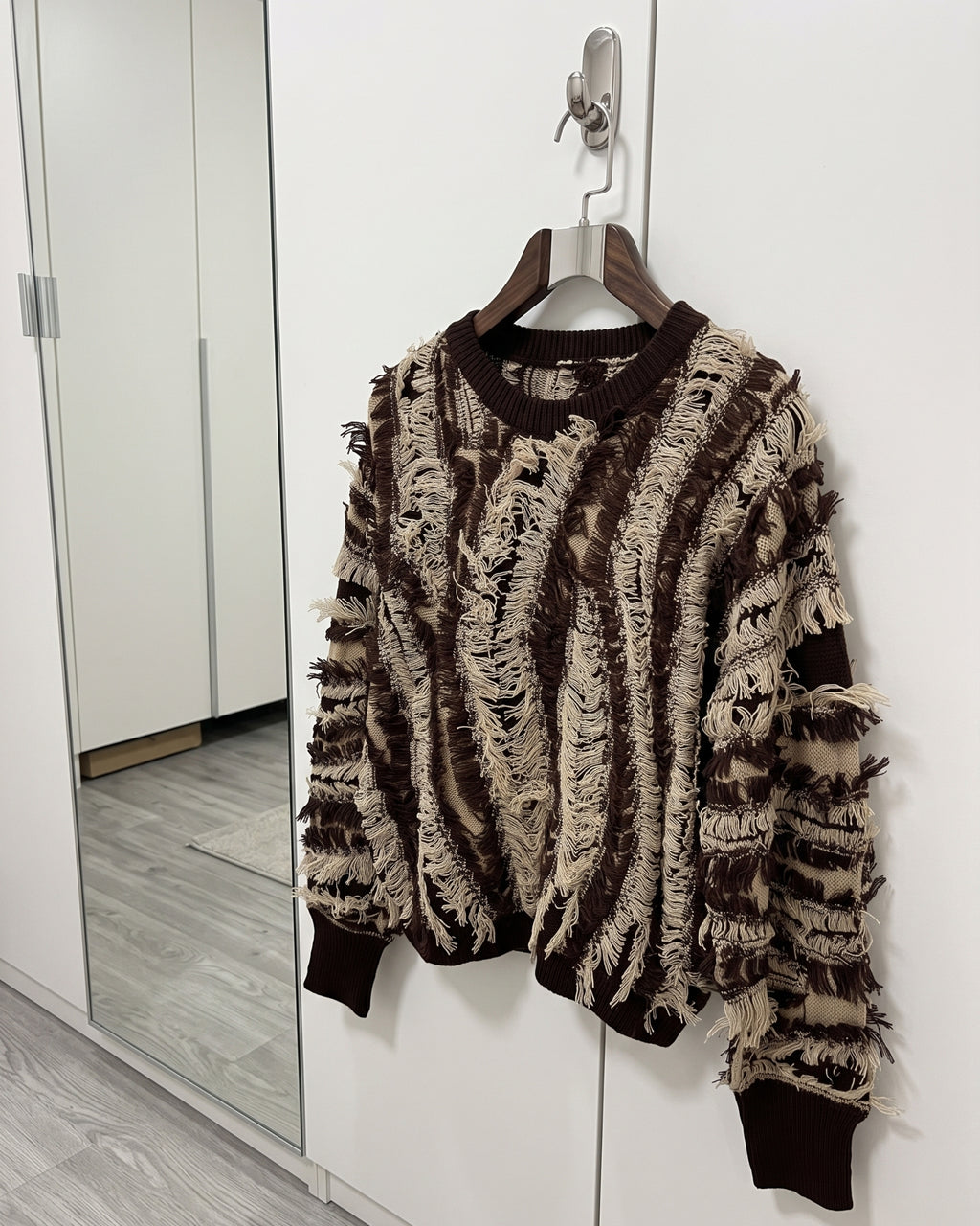 Women's Textured Fringe Distressed Knit Sweater (Brown) V260507