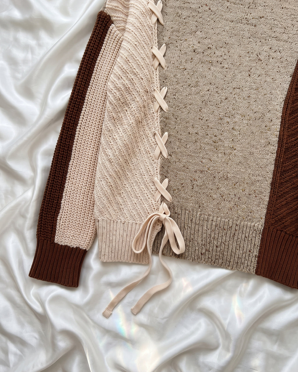 Women's Lace-Up Sweater (Beige skin) V206508