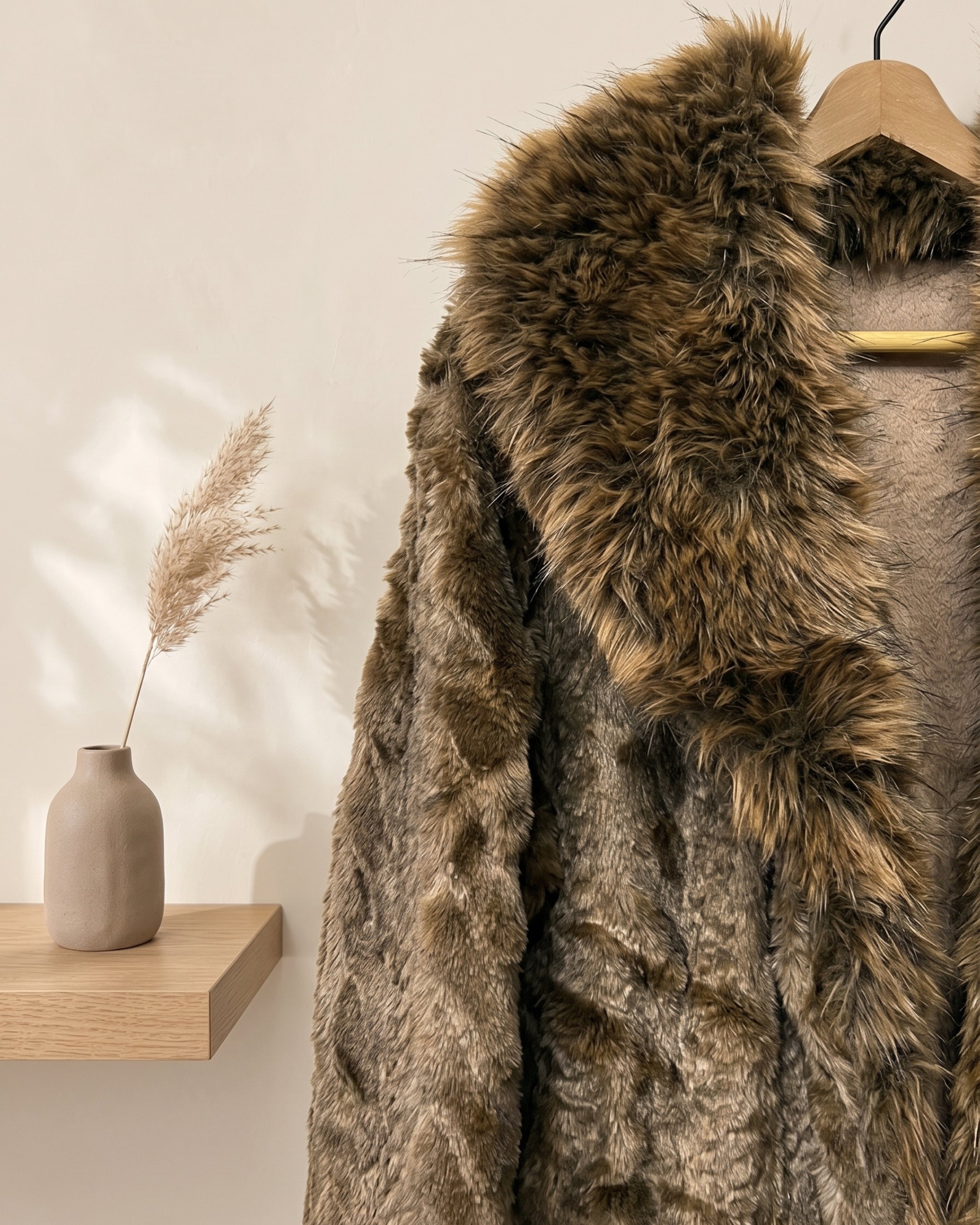 Women's Cable Knit Fur-Trimmed Long Coat (Black/Cafe) LH7119