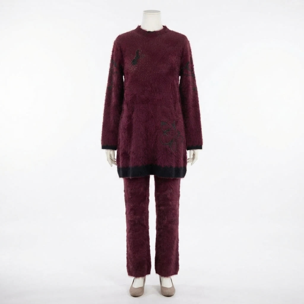 Fluffy Knit Sweater and Trousers Set (690658)