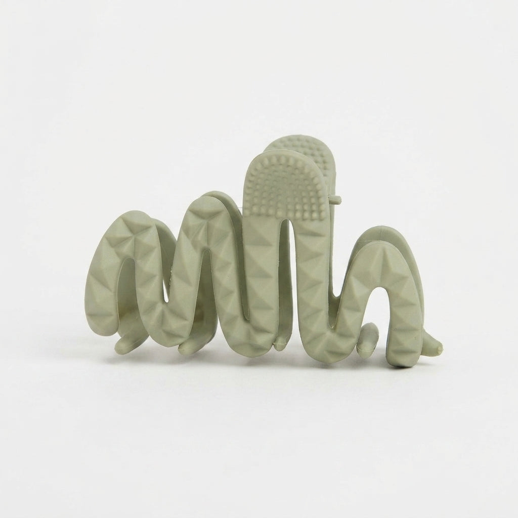 3D Pyramid Hold  (HA-012)