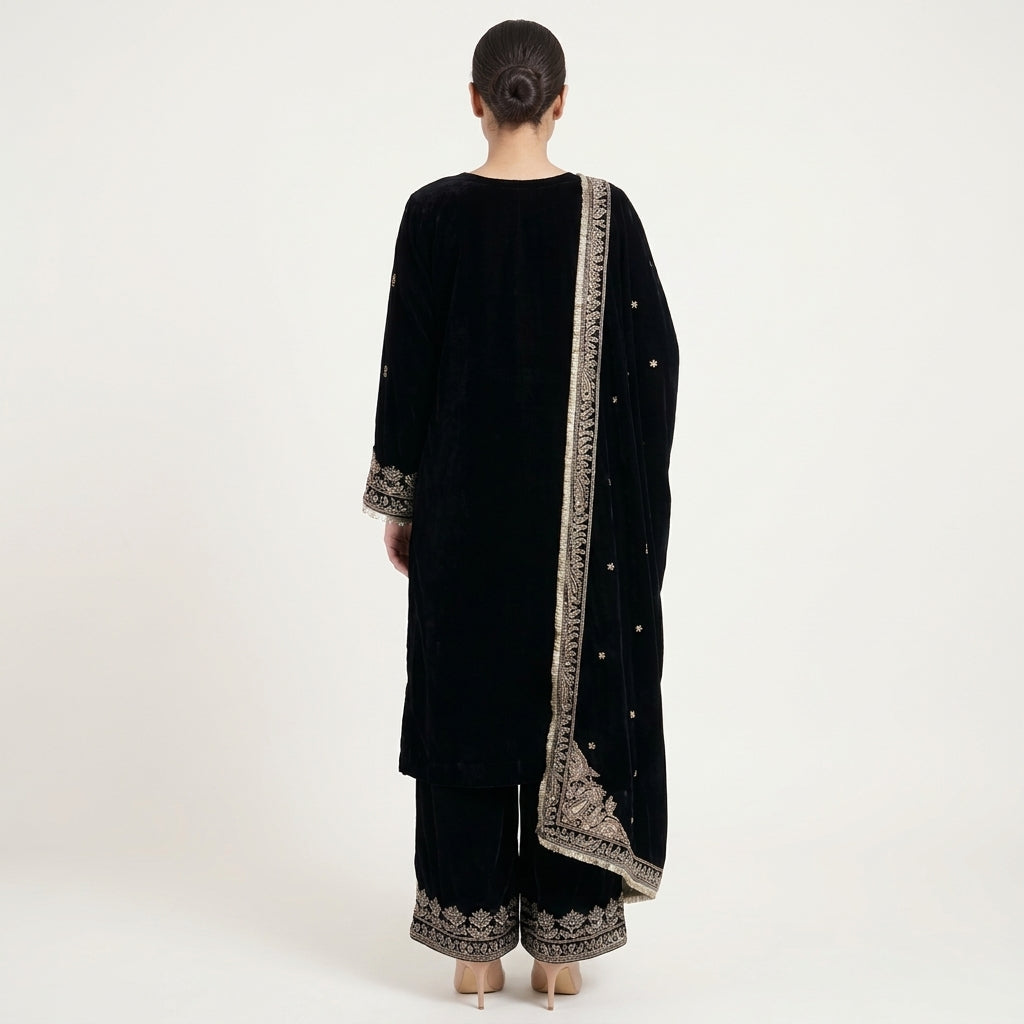 Gleaming Embroidered Set (BZ-101)