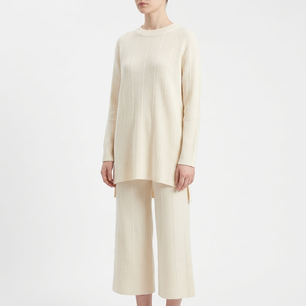 Cozy Knit Silhouette (LCO-26580)