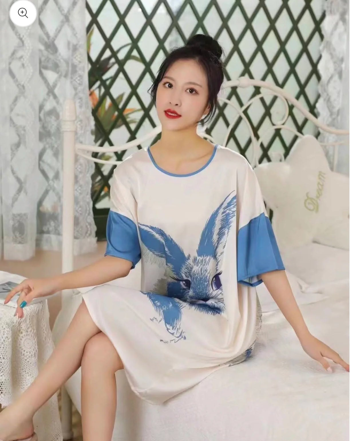 Oversized Rabbit Graphic Lounge