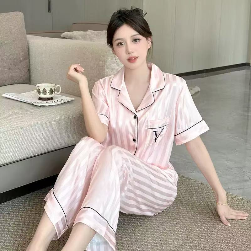 Stripped Collar Night Suit