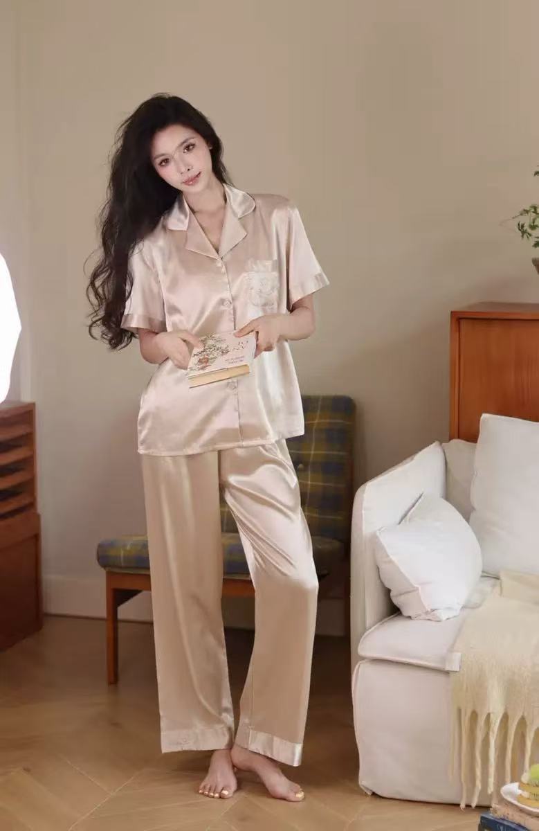 Silk Collar Night Suit