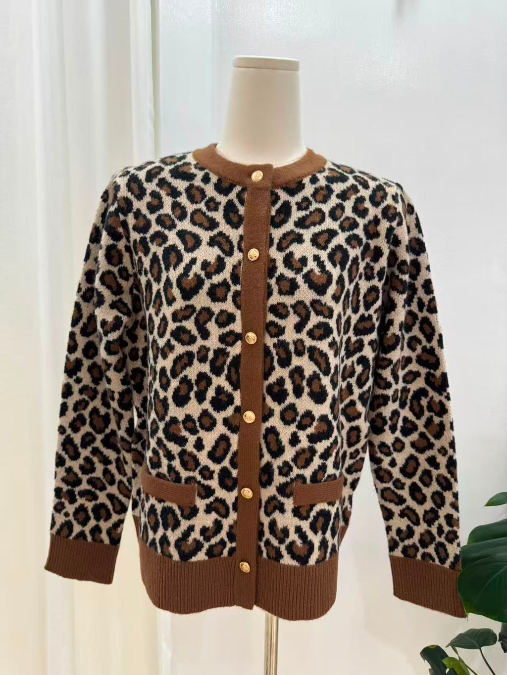 Women's Luxe Leopard Brown Trim Cozy Knit Cardigan (Brown) V260506